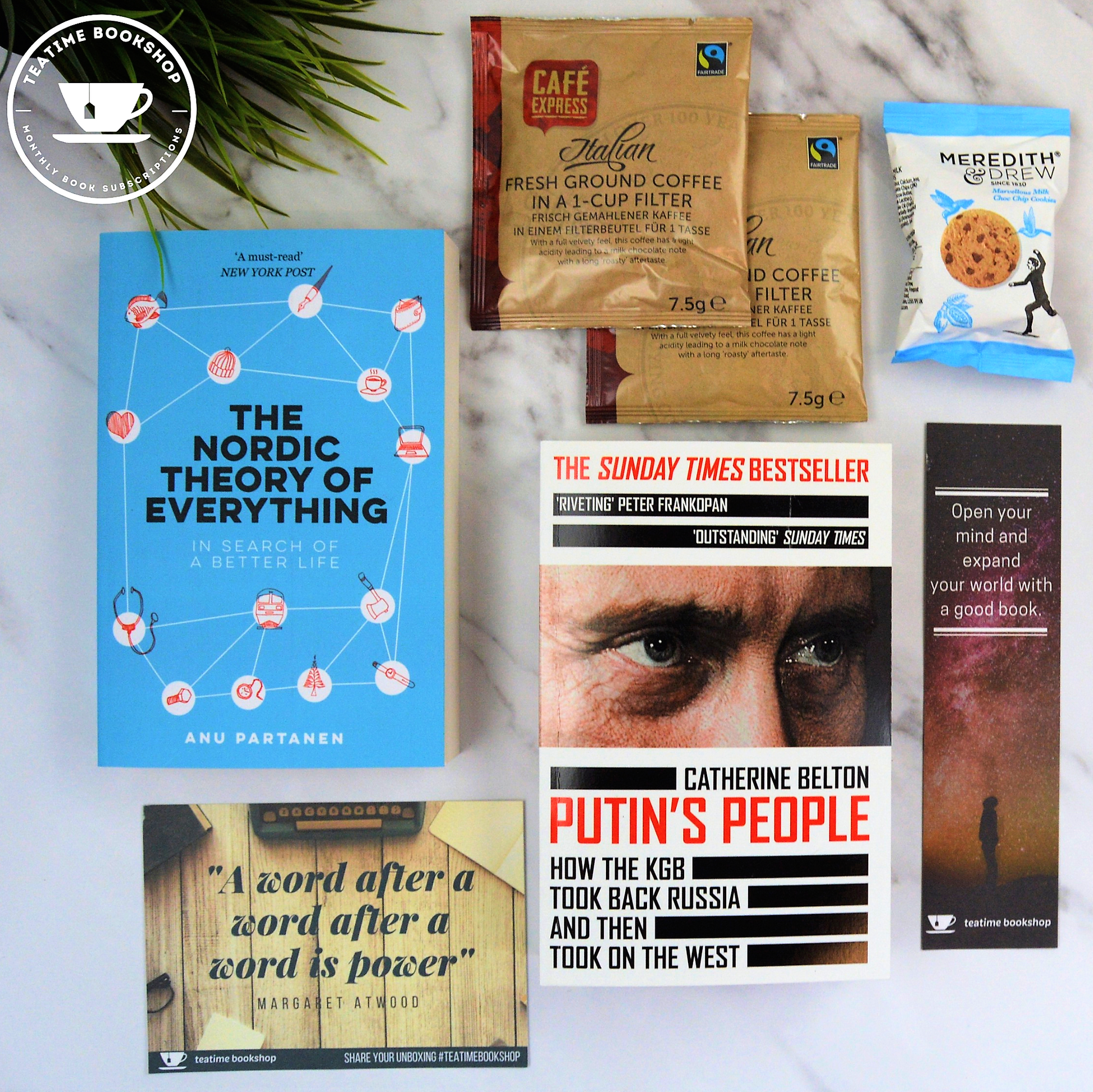 Politics, Sciences & Insights Book Box